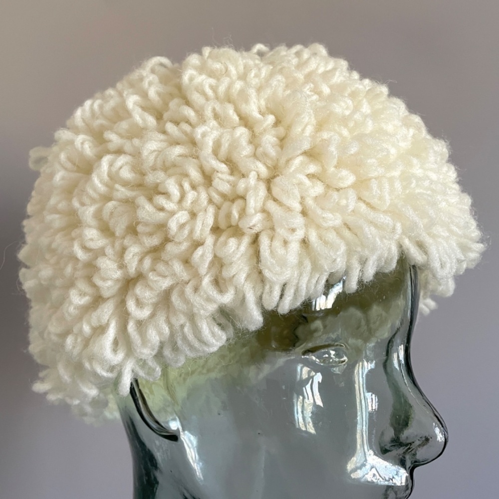 Vintage Ivory Loop Knit Beanie Toque Hat - O/S